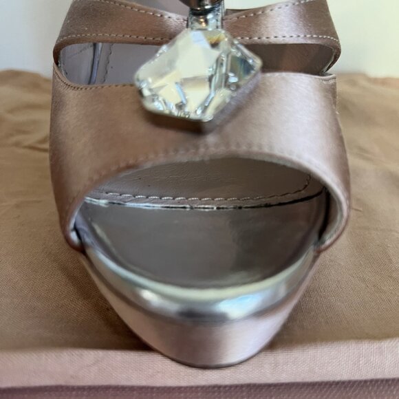 NEW Miu Miu Nude Satin Bejeweled Calzature Donna T-Strap Platform High Heels - Picture 4 of 11